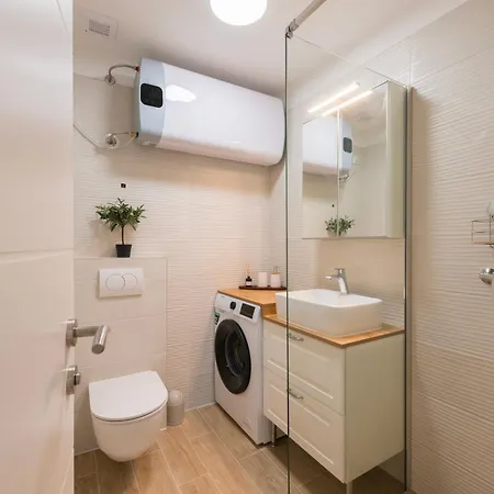 Bokanjac With Free Covered Parking Apartment